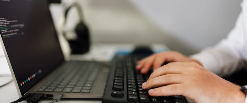Webfejlesztői karrier a modern tech világban - Szakmai perspektíva