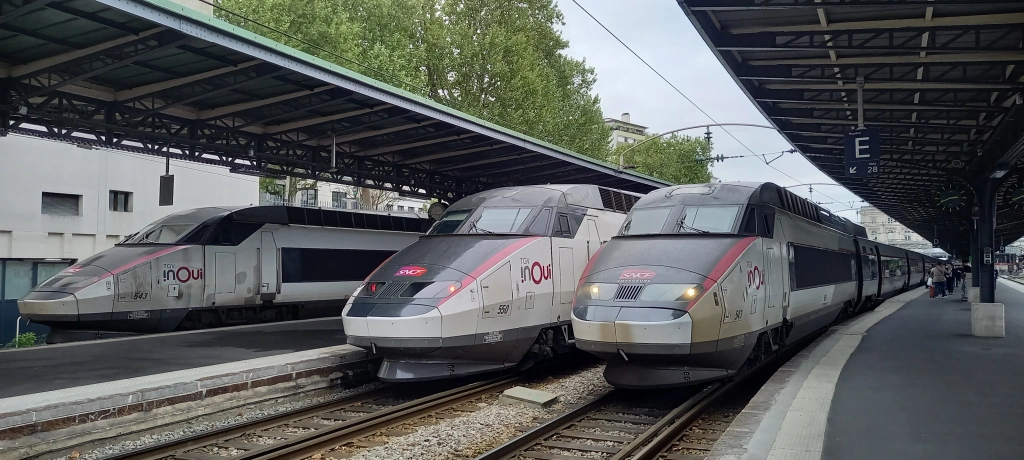 TGV Inoui 543-550-540 Paris Gare d’Est Ostern 2025