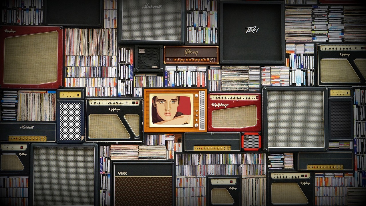 Image of images on the wall