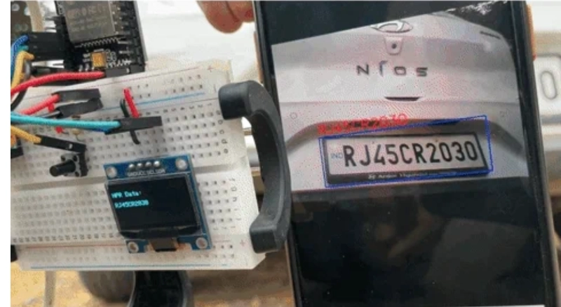 License Plate Recognition with ESP32-CAM and Python