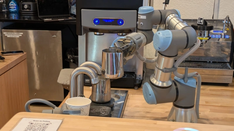 Brewing with Bots: The Novelty of AI in Coffee Service