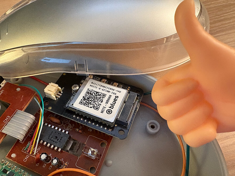 raspberry pi 50000 internals with blues notecard - yes, fake