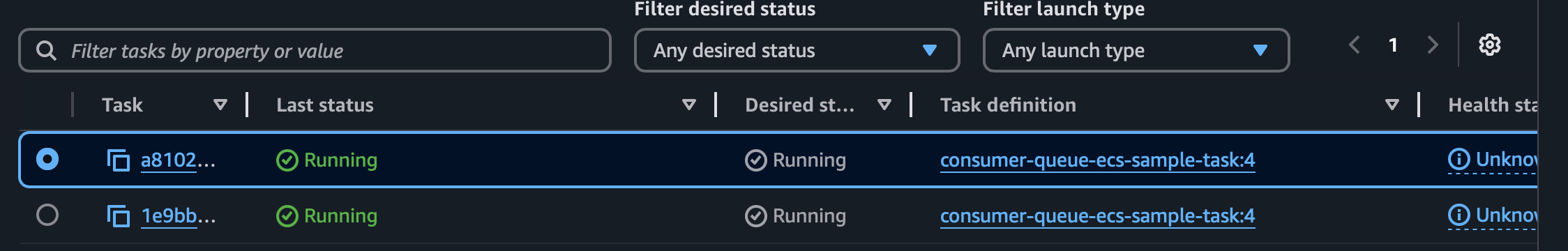 Imagem de duas tasks sendo executadas no console da AWS